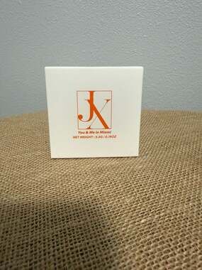 Just Ximena JX You & Me in Miami Eyeshadow Palette